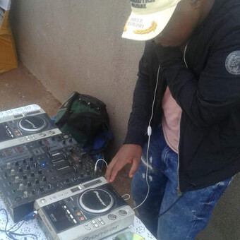 Djlabz Dubetrain tech house