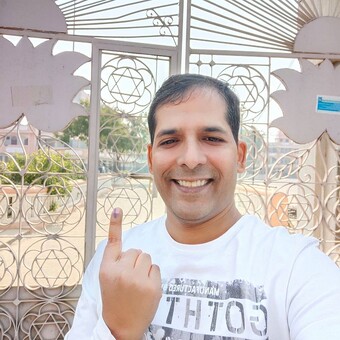 Max Maqsood