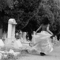 46/88 Caricia en los espacios que dejaste (Fantasmas) by Elko Omar Vazquez Erosa