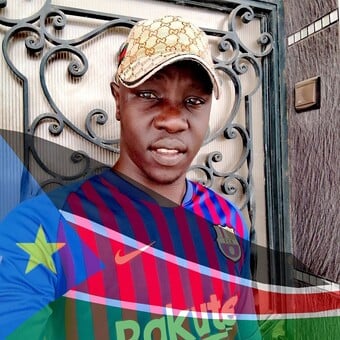 Edward Apinyi
