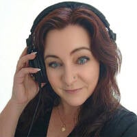 DJane Bee - @Home Hardtechno by DJane Bee