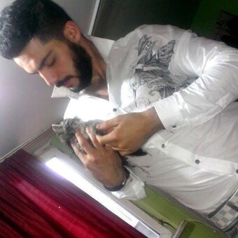 &Atilde;&ndash;zg&Atilde;&frac14;r Aybar