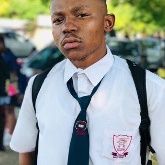 Okmalukoolkat Thandisizwe