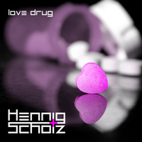 Love Drug by Hennig und Scholz