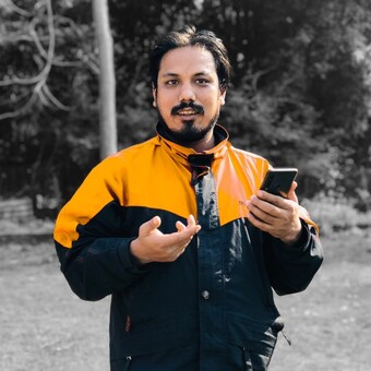 P&ouml;&ntilde;ch&igrave;v&oslash; Shrestha