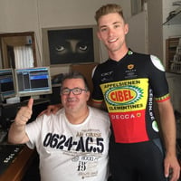 johnny van malderen (club fm ) - het interview met Belgisch Kampioen wielrennen Elite zonder contract Zelenaar Stijn De Bock deel 2 by Het Archief radio contact Vlaanderen