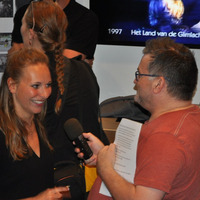 Johnny Van Malderen in gesprek met LINE ELLEGIERS by Het Archief radio contact Vlaanderen