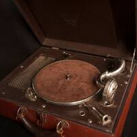 L'Estancot#20 - Vieilles Chaussettes, vieux titres de rock Brestois et Américains by Radio Pikez