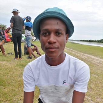 Maikeco Bizzarh Pako