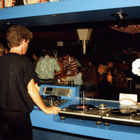 Cas-sette Part 19 (August 1986) A HQ record from the original studio master by DJ Hans van Enkhuijzen