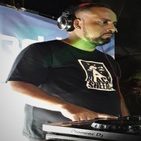 DJ Maurilio Silva Set House EDM Bass Caranda SunSet House Music 04 01 20 by Maurilio Silva