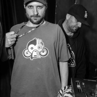 The Return Of The 420 Show - Drum &amp; Bass Edition 001 with Dj's Nitrous &amp; Mo'tea by The 420 Show Montreal - Internet Radio