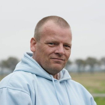 Dennis Steen