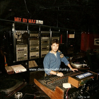 Mixby Max DJ