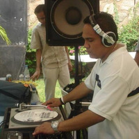 DJ Victor Cervantes Set 80s Hits Parte 3 Junio 2020 by DJ Victor Cervantes