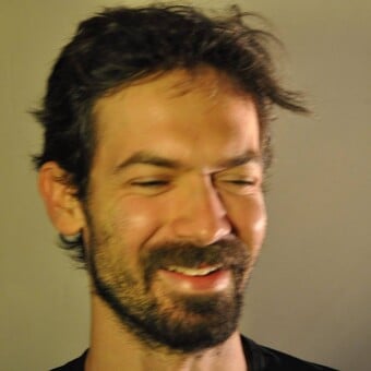 Th&eacute;o L&egrave;be