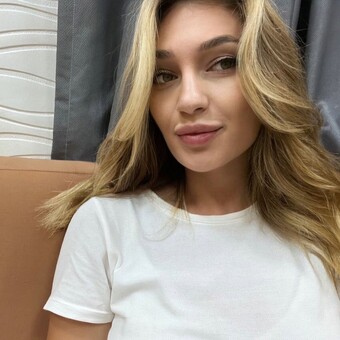 Anna Campb