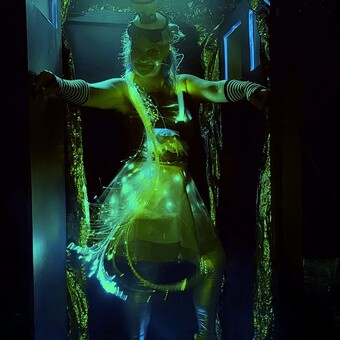 Dr. Spacy Farbenfroh