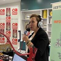 LES INVITE DE MARCO LA JARROUSETTE Chambre d'Hôte by RADIO COOL DIRECT