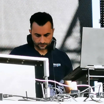 DJ J.M PICAZO
