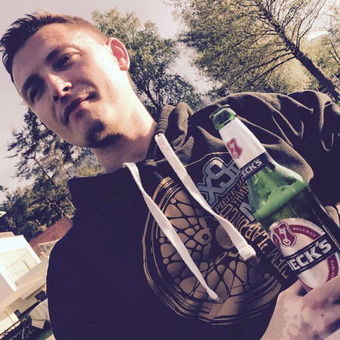 Andr&eacute; Aka-Treffnix