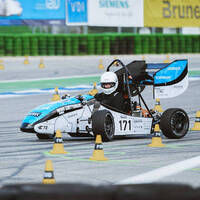 BlueFlash erreicht elften Platz bei formula student germany by HAWK Radio