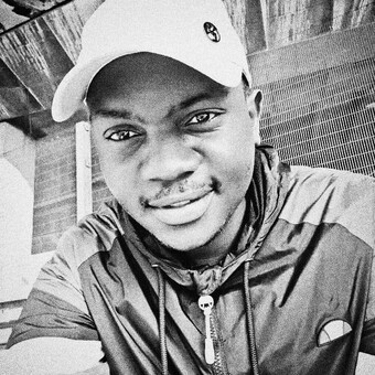 Thamsanqa Gumede Collence