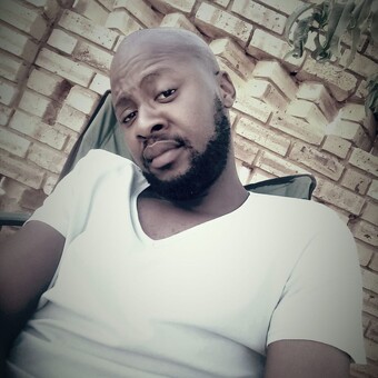 Thabo Tolvis Pakwe