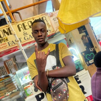 Deejay Dan Davis