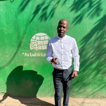 Simangaliso Lukhuleni