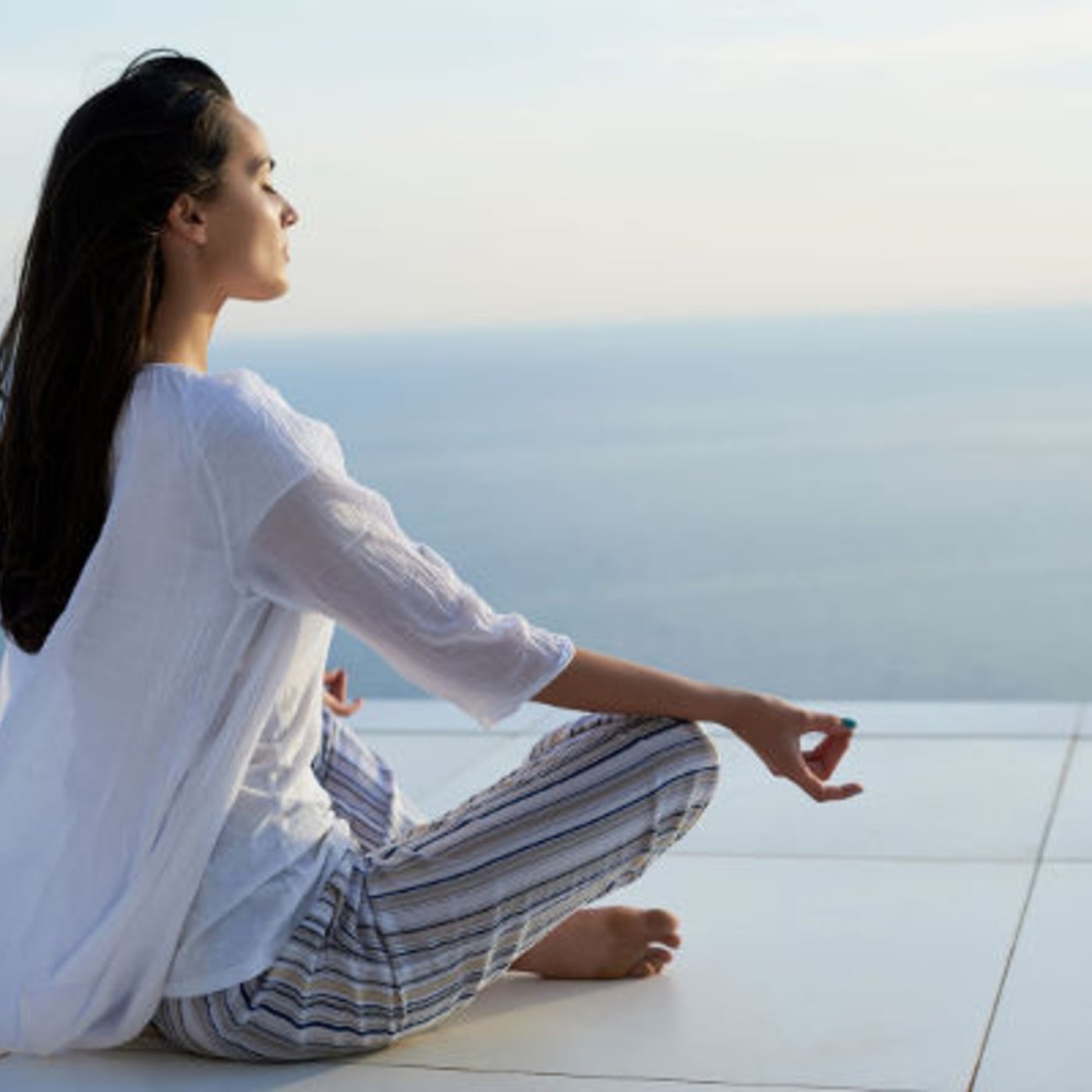 The Deep House Cave by Dj TuXxL (Univers DJ)