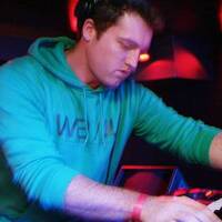 Richard Earnshaw: 5 Magazine's New Mix Monday (2009) by 5 Magazine