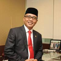 2016-11-07 Topik Idola - Narasumber Dadang Rusdiana by Radio Idola Semarang