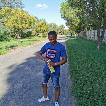 Daddie Deis Mokhethi