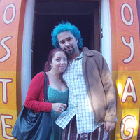 Interview mit Hostelbesitzer Ingeborg Holz Bustamante und Aymeric Pinel - Valparaiso / Chile by Radio X Interviews