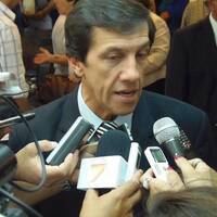 Carlos Sadir - Ministro de Hacienda - Devolucion y liquidacion de sueldos by UNJu Radio 02