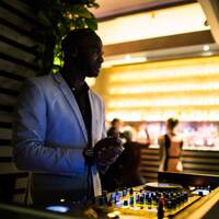 Soulful Living - Soulful Love #02 (Wed 3 Mar 2021) by Urban Movement Radio