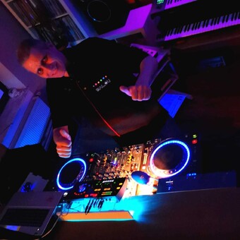 Balou Red Room Music