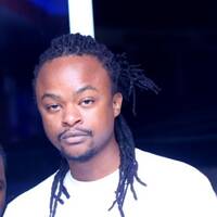 Reggaeman by KrunchyDj (Sponsored by Yayos Mobile) by Malveene Krunchy