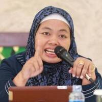 2017-02-01 Topik Idola - Enny Sri Hartati by Radio Idola Semarang