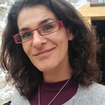 Cl&aacute;udia Botas