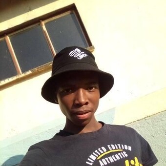 Lorch Bapela