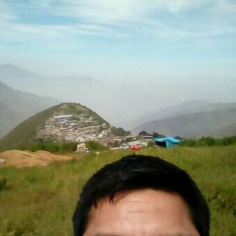 Robert GonzalesDeejay