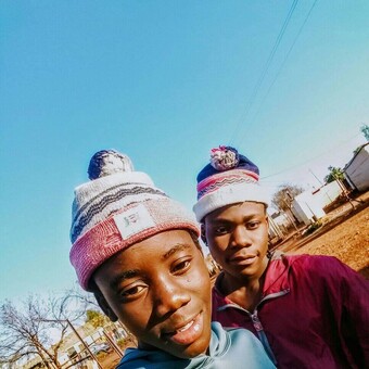 Đj J&oslash;y J'sc&oslash;rtt