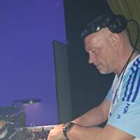 September 2013 by Dan B. (Hortkindtunes)