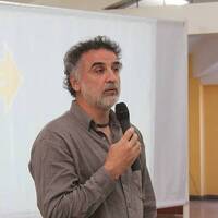 Raúl Llobeta - Economista docente UNJu - Vendedores ambulantes by unjuradio03