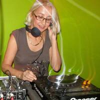 NAUGHTYS TECHY ELECTRO SHOW by RadioActive FM Dance