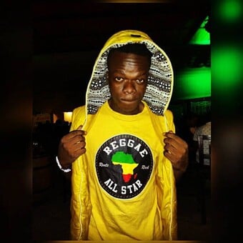 DeejayWizz (Dohtyfamily)