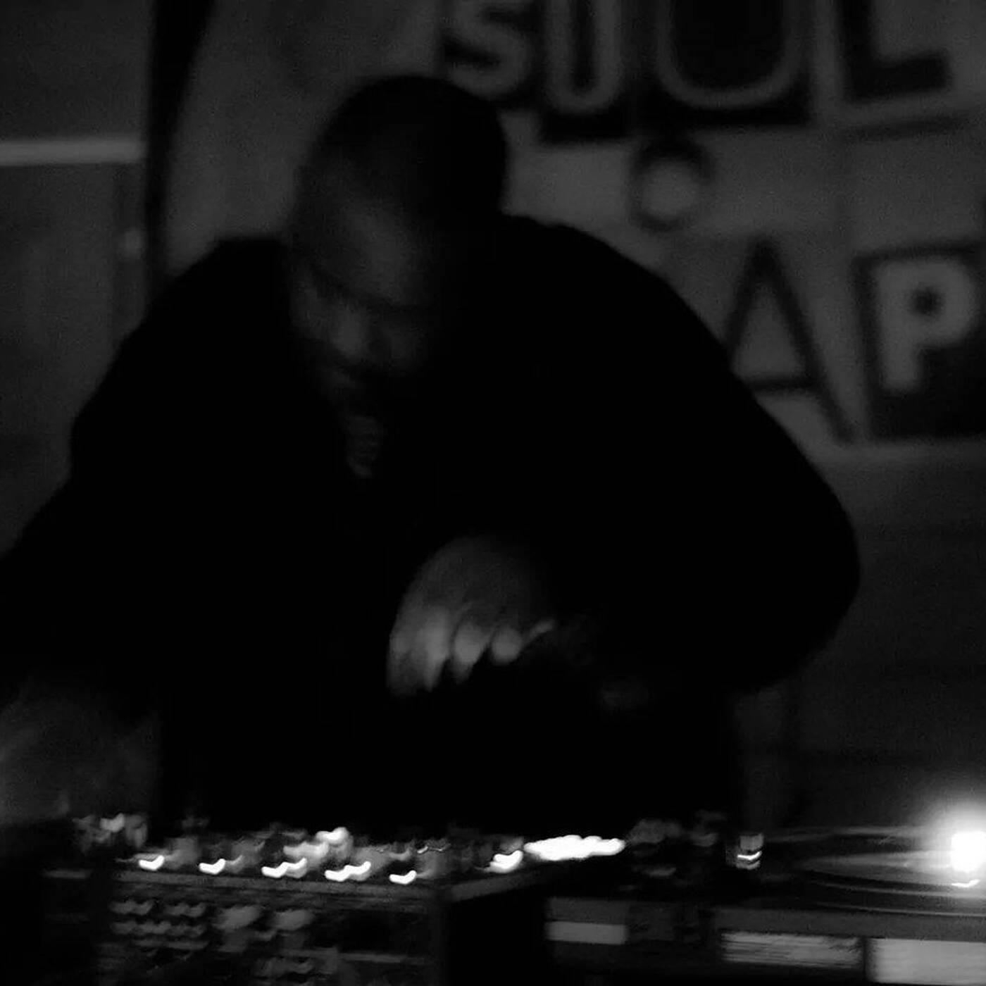 THE BROTHERHOOD OF HOUSE DEEP VIBES SHOW 33 FT MR SHADOW episode artwork