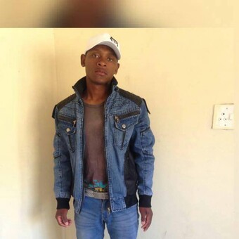 Selane Sticks Qopana